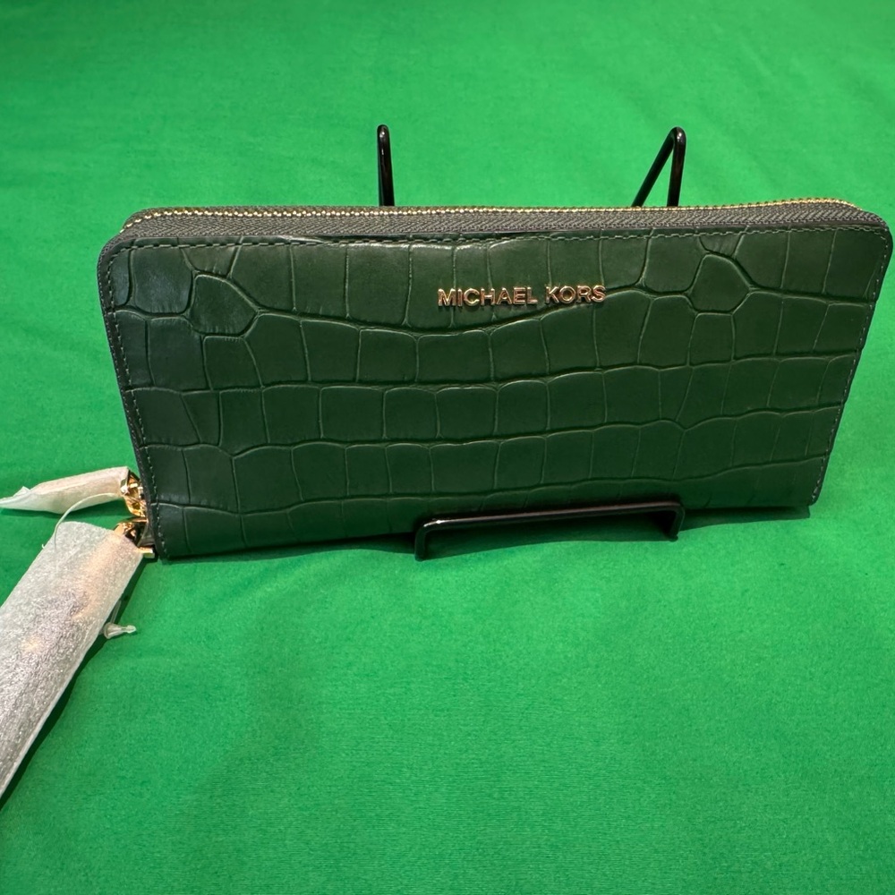 Michael Kors Green Croc-Embossed Wallet NWT